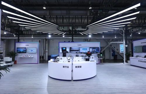 深開鴻精彩亮相2023開放原子全球開源峰會，推動信息網(wǎng)絡(luò)傳播視聽節(jié)目創(chuàng)新